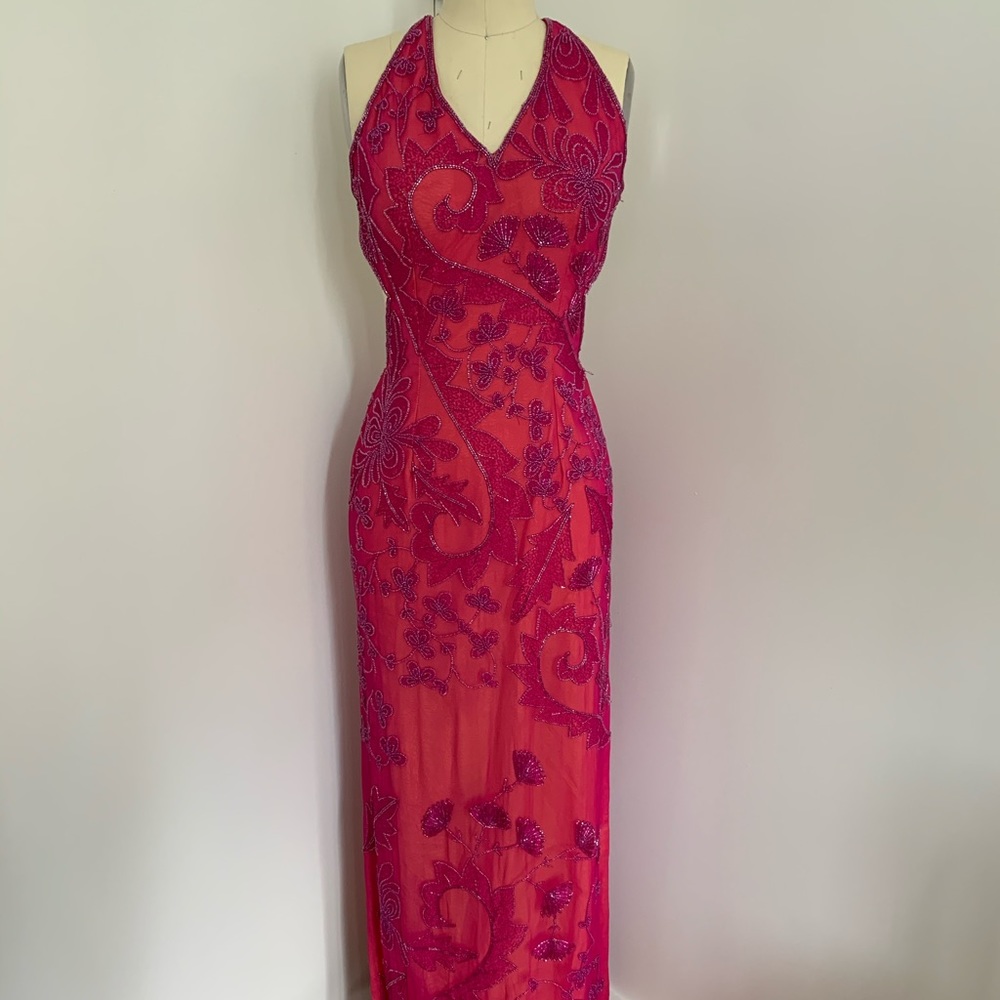 Cache gown